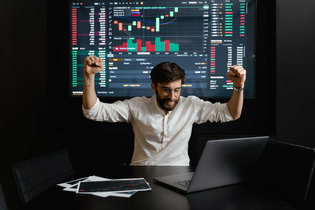 موفقیت چیست؟ 19 تعریف از موفقیت که نباید نادیده بگیرید.