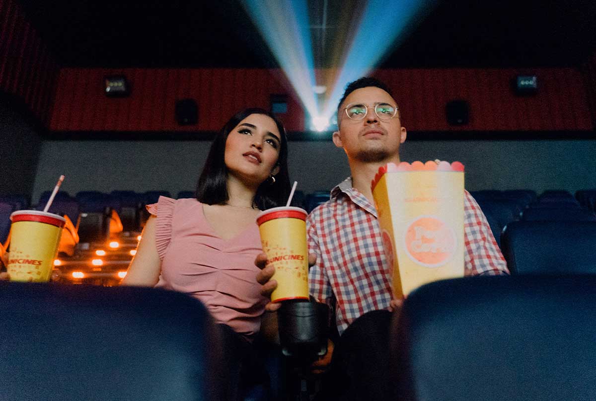خانم و اقا در سینما