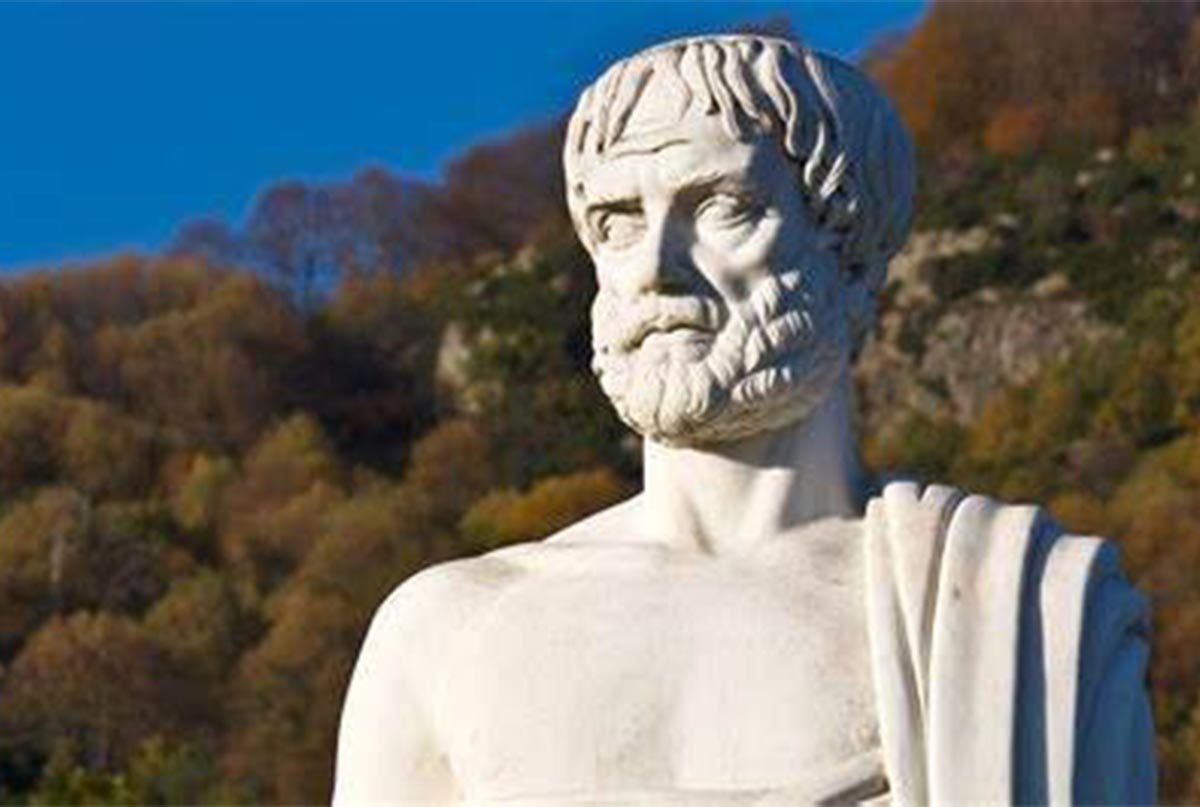 مجسمه ارسطو
