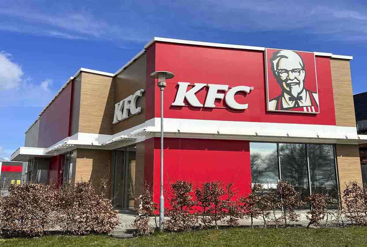 مثال زنجیره ارزش برای فست فود KFC